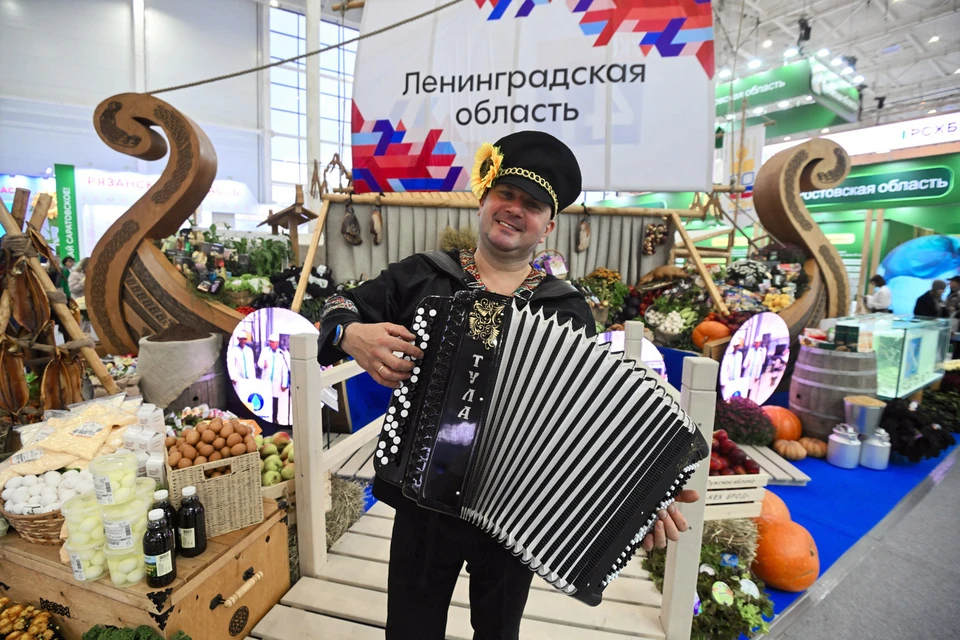 В Москве проходит традиционная выставка «Золотая осень» - главное событие аграрной отрасли, где подводятся итоги сезона и демонстрируются последние достижения сельского хозяйства страны, с которыми может ознакомиться каждый желающий.