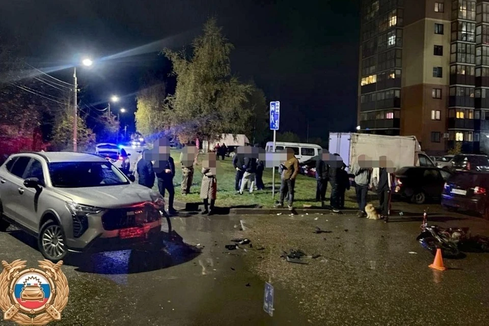 Двое подростков попали в больницу. Фото: пресс-служба Госавтоинспекции по Тверской области.