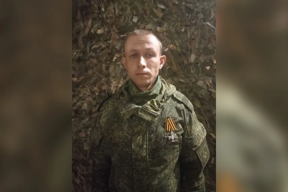 Бойца из Ольхонского района наградили орденом Святого Георгия 4-й степени. Фото: телеграм-канал мэра Ольхонского района Андрея Тыхеева