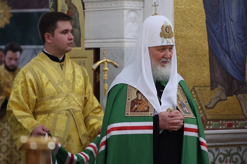 В Ростове-на- Дону патриарх Московский и всея Руси Кирилл совершил чин великого освящения храма Святого Георгия Победоносца - главного храма Южного военного округа.
