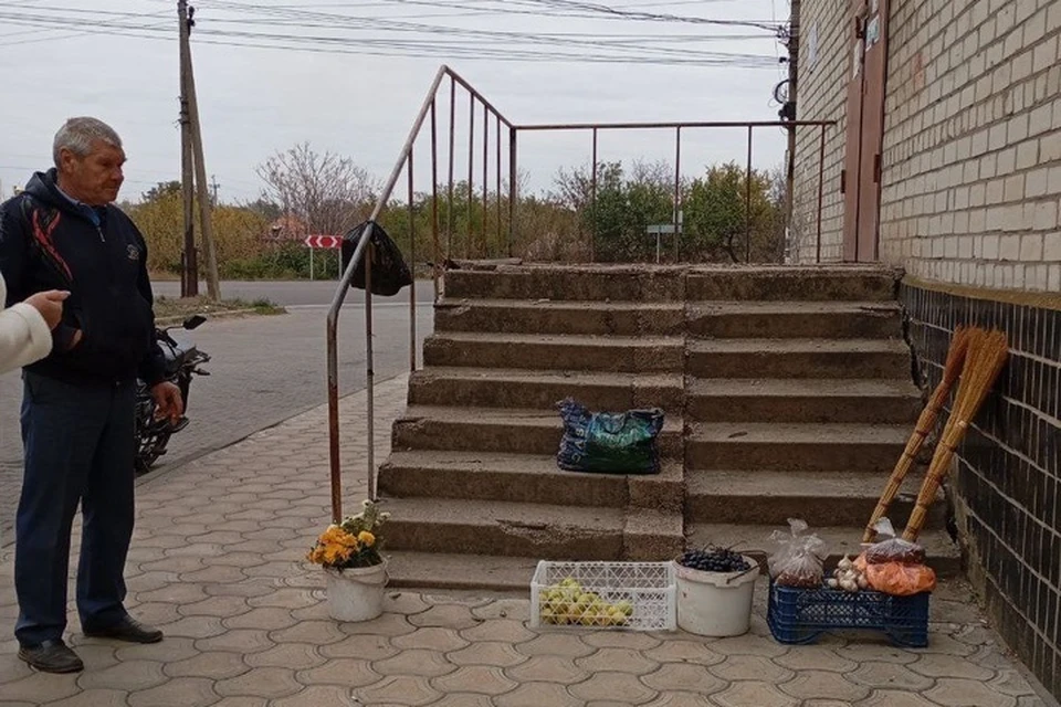 Незаконную уличную торговлю остановили в Токмаке. Фото: администрация Токмакского округа