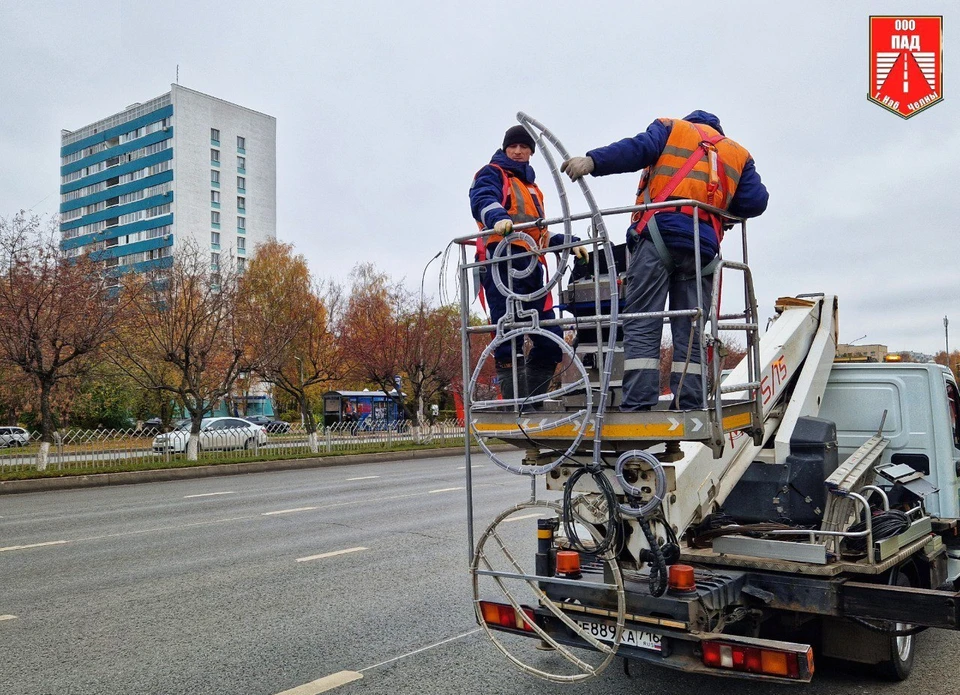 Специалисты успевают монтировать около 50 консолей ежедневно. Фото: ООО "ПАД"