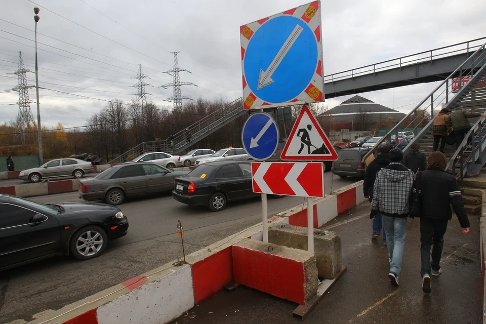 В нескольких районах Новосибирска ограничили движение транспорта.