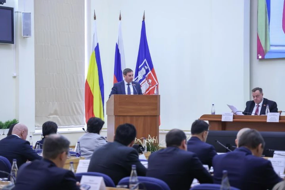 Депутаты дали оценку работе по рассмотрению дел об административных правонарушениях. Фото: Пресс-служба гордумы Ростова.