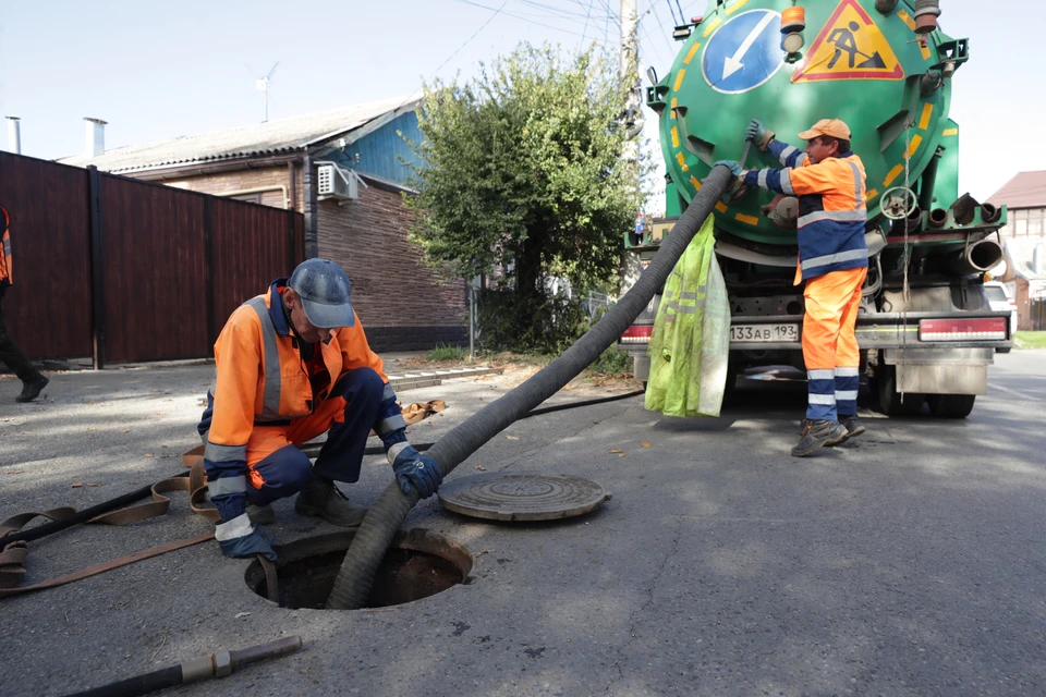 62 километра ливневок очистили в Краснодаре. Фото: пресс-служба мэрии города