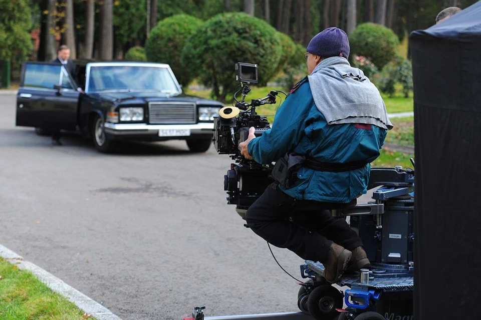 Лента расскажет о жизни двух братьев.