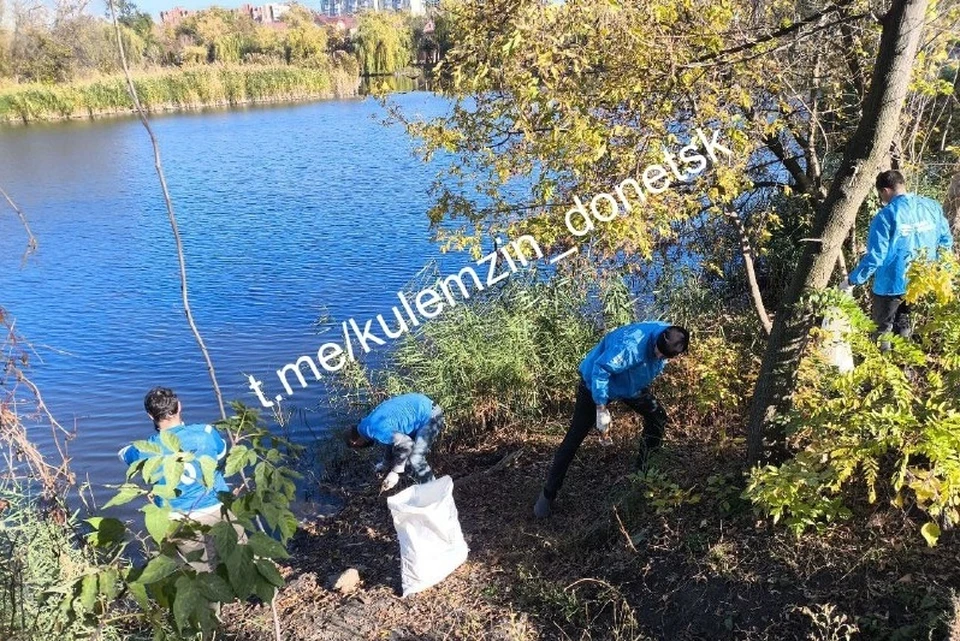 С берегов пруда собрали 12 кубометров мусора. Фото: ТГ/Кулемзин