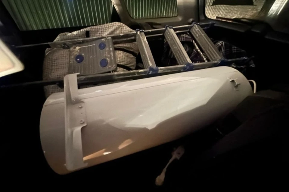 Мужчину, проникавшего в дачные дома якутян, поймали вместе с награбленным. Фото: МВД России по РС (Я)