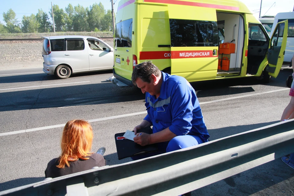 Ранения получили три женщины и один мужчина. Фото из архива КП