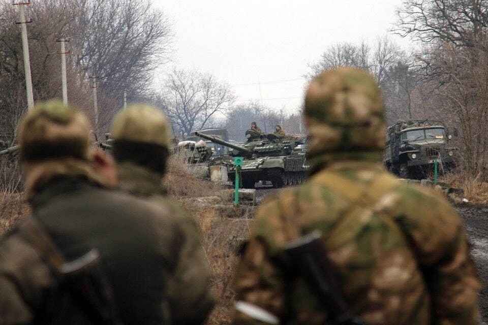 Украинские боевики несут большие потели в ДНР (архивное фото)
