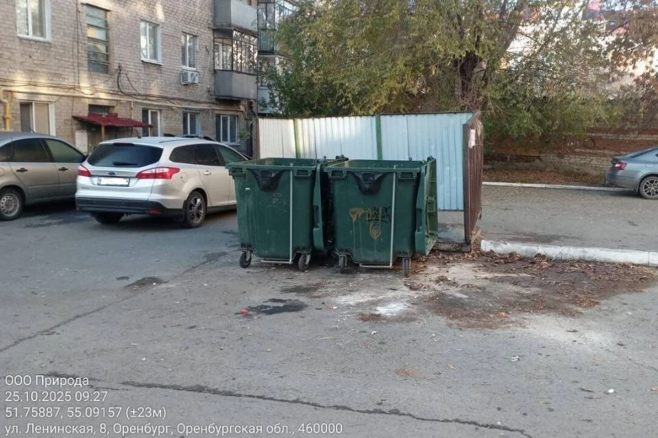 Работы проводились на контейнерных площадках в различных районах города, включая переулки Токарный и Промысловый, проспекты Дзержинского и Гагарина, а также множество улиц