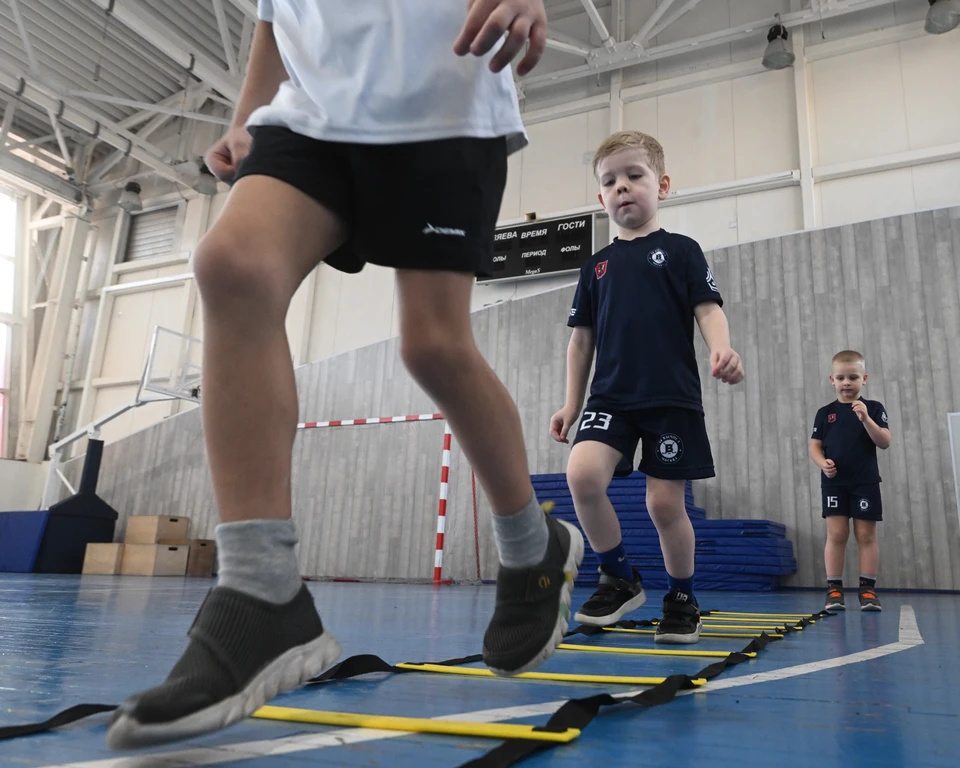 Новый ФОК начали строить на улице Родионова в Нижнем Новгороде.