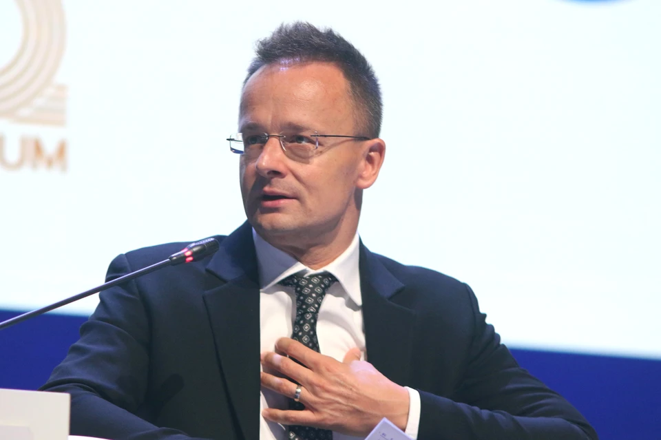 Сийярто: Переговоры о членстве Украины в ЕС не состоятся при Орбане