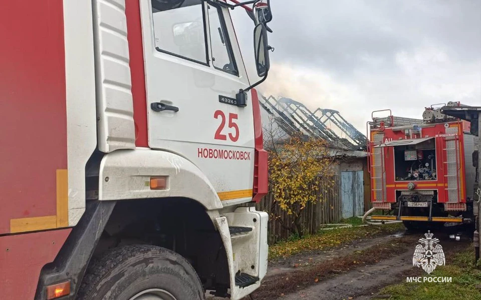 За сутки в Тульской области ликвидировали по два пожара и ДТП