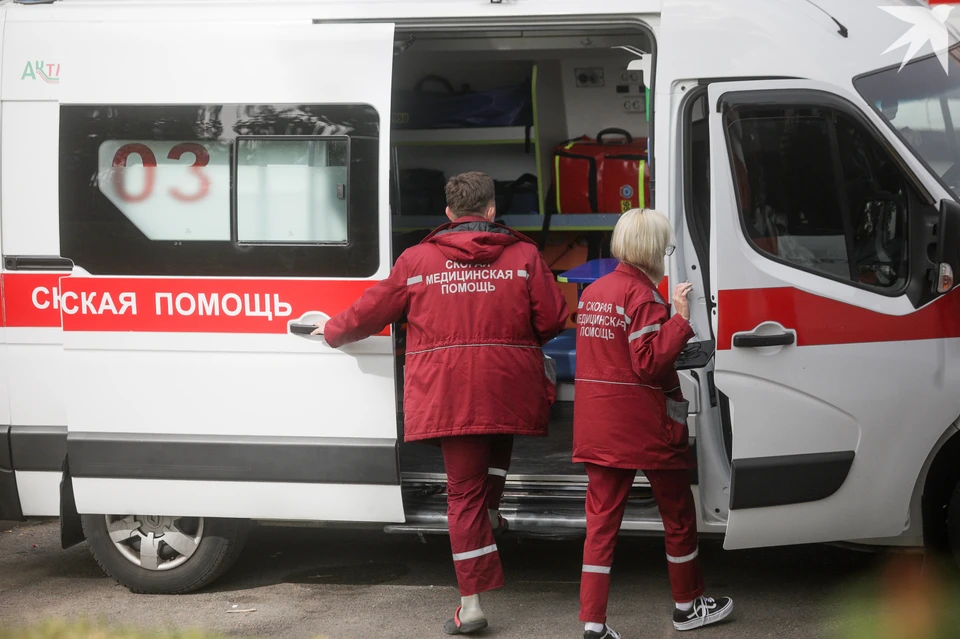 Могилевские врачи не смогли спасти фермера, который случайно, вместо газировки, выпил глоток ядохимиката. Фото носит иллюстрационный характер.