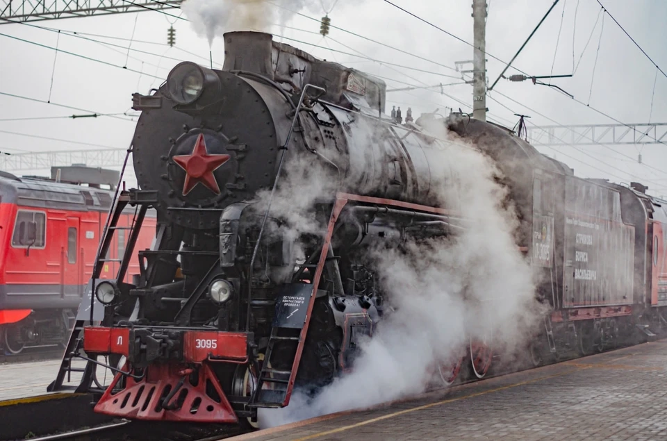 Ретропоезд из Удмуртии попал в ТОП ежегодной премии РГО. Фото: vk.com/retropoezdvtk