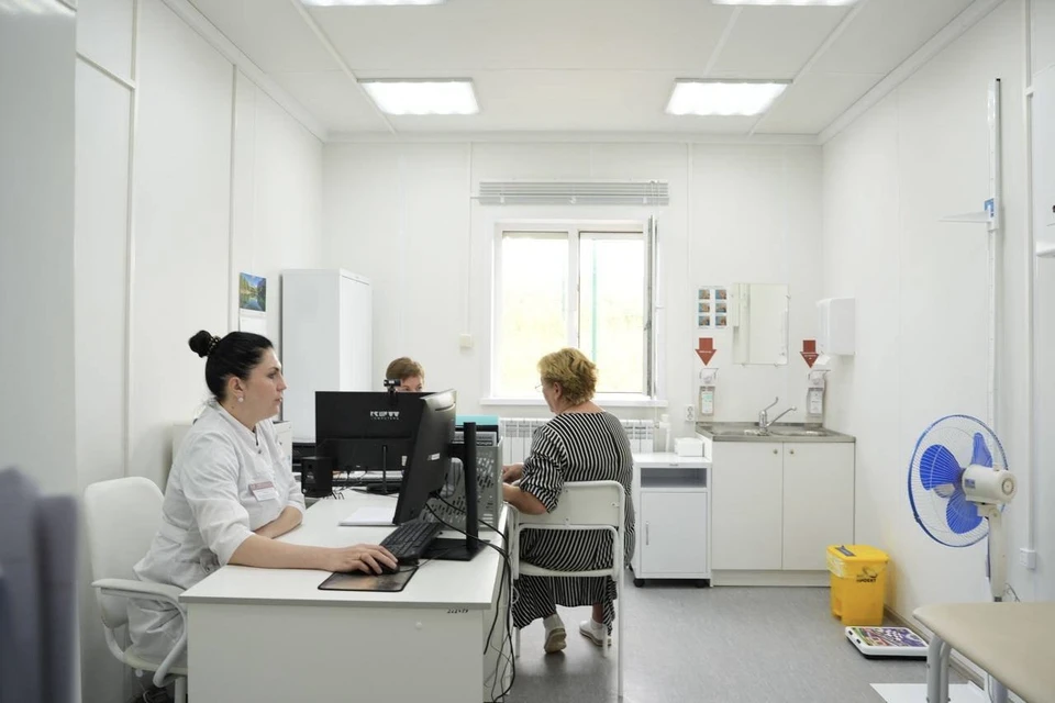 В Иркутской области неотложка будет работать до 20:00 в ноябрьские праздники.