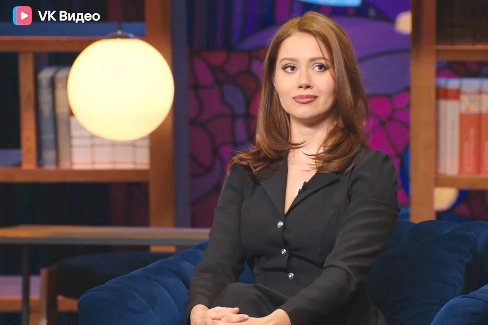 Олеся Иванченко на кадре из шоу "Кстати". Фото: VK video