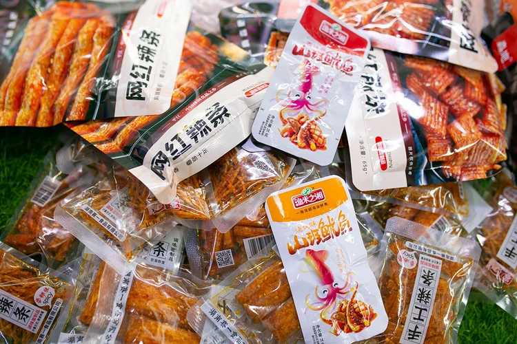 Фастфуд латяо: кому из детей может навредить популярное лакомство