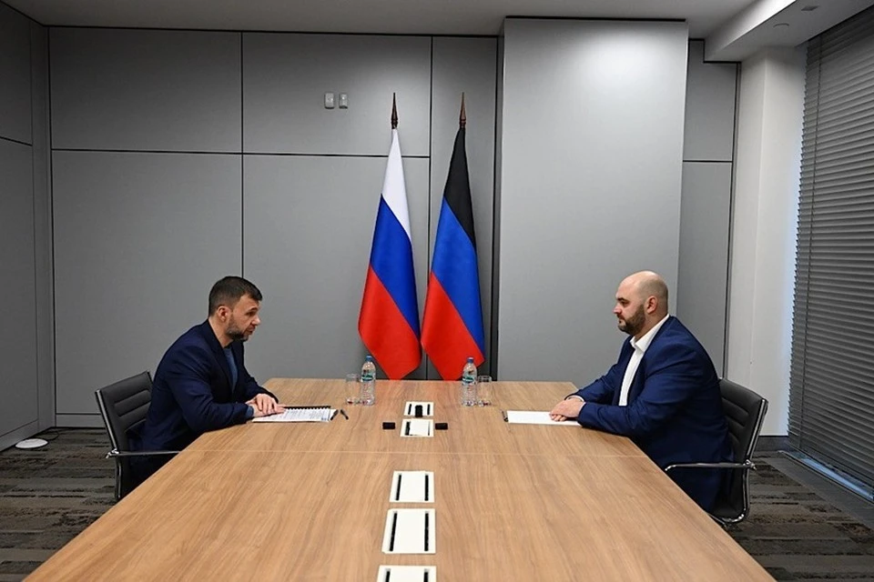 Пушилин поставил задачи новому министру имущественных и земельных отношений Якову Ходосу. Фото: ТГ/Пушилин