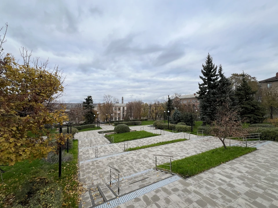 В ЛНР введены временные ограничения на уличное освещение и наружную рекламу