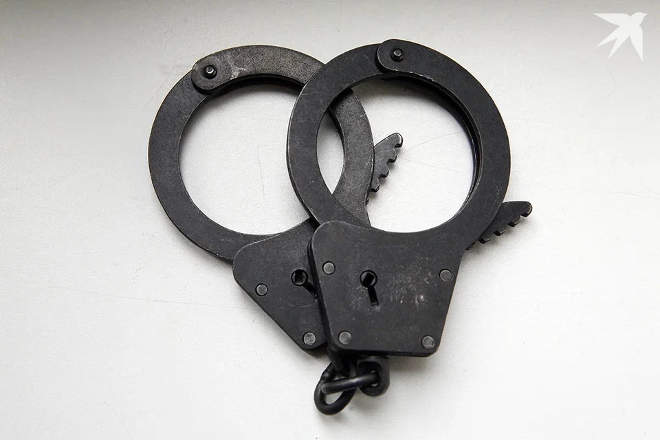 Бабушка и внучка стали жертвами мошенников в Беларуси – дошло до задержания. Снимок носит иллюстративный характер.