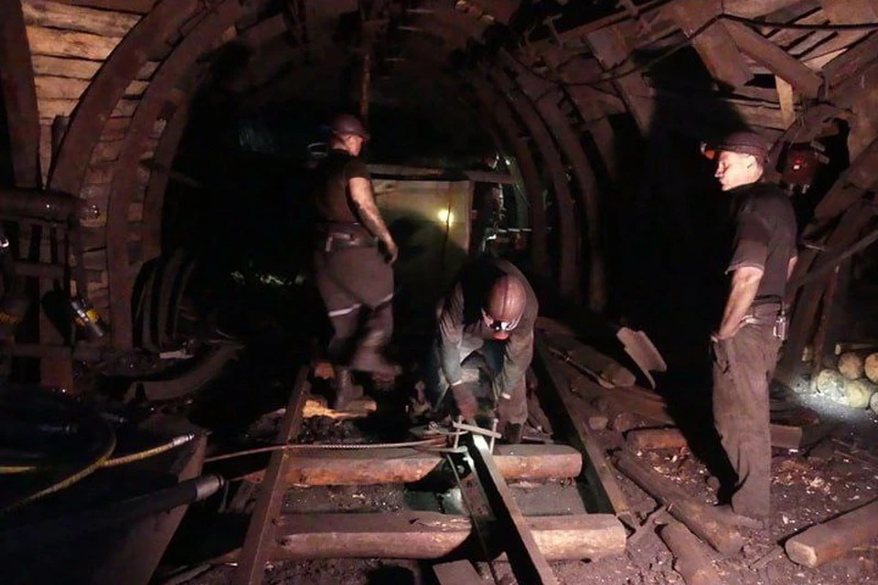 При длительном стаже работы шахтеры имеют право на ежемесячную доплату к пенсии. Фото: Минугля ДНР