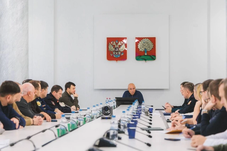 Глава региона дал поручение еще раз оценить готовность всей системы области к нештатным ситуациям.
