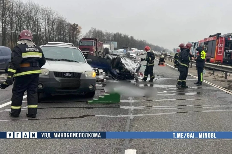 Смертельное ДТП произошло рядом с агрогородком Щомыслица. Фото: УГАИ УВД Миноблисполкома.
