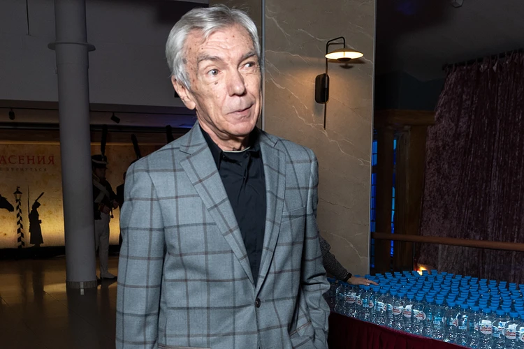 Телеведущий Юрий Николаев экстренно госпитализирован