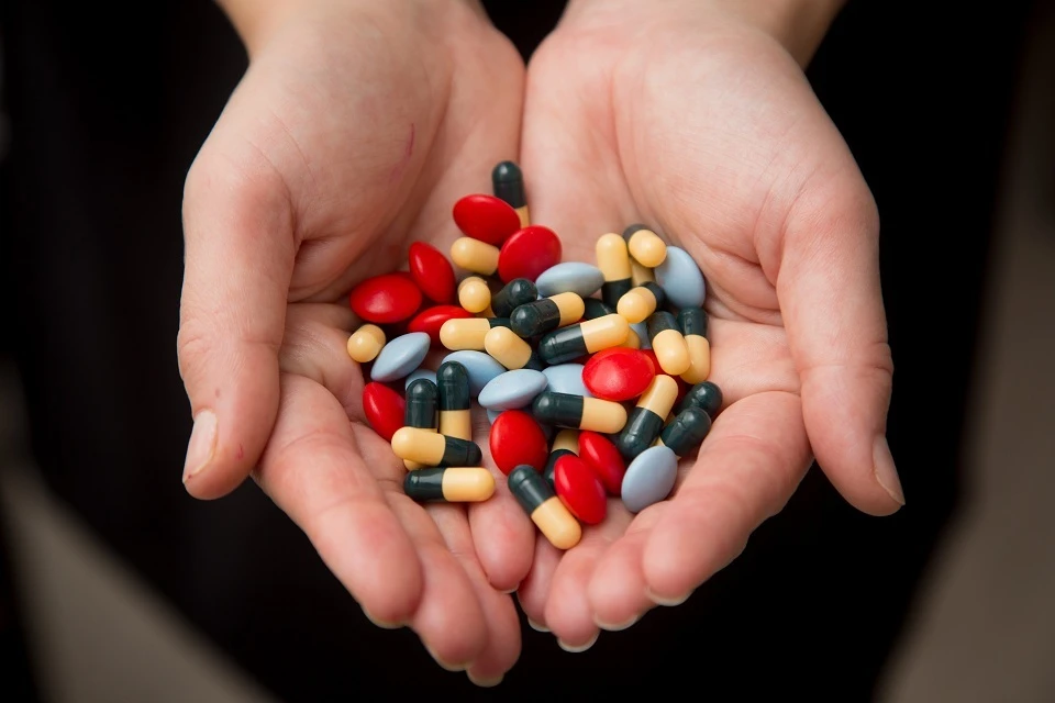 Отказ от животной пищи при беременности может навредить ребенку: чем это грозит