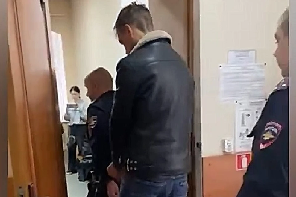 Водителя Luxgen, насмерть сбившего 11-летнего ребенка в Рязани, отправили в СИЗО.