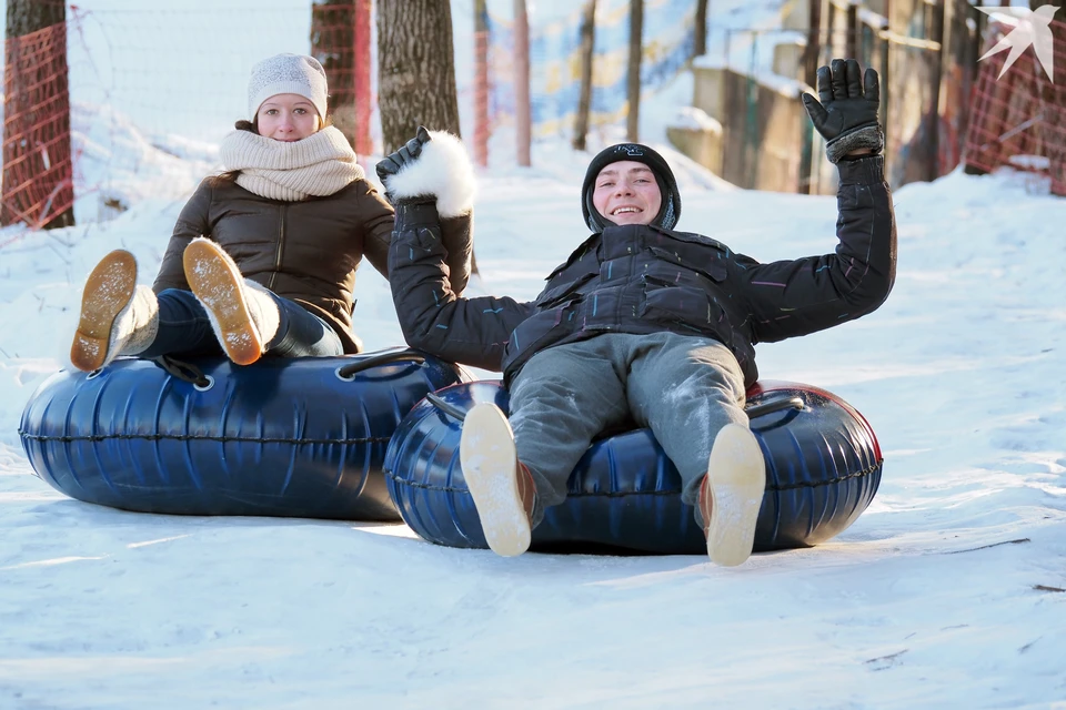 «Комсомолка» публикует подборку турбаз в Свердловской области, где можно отметить Новый год 2025-2026