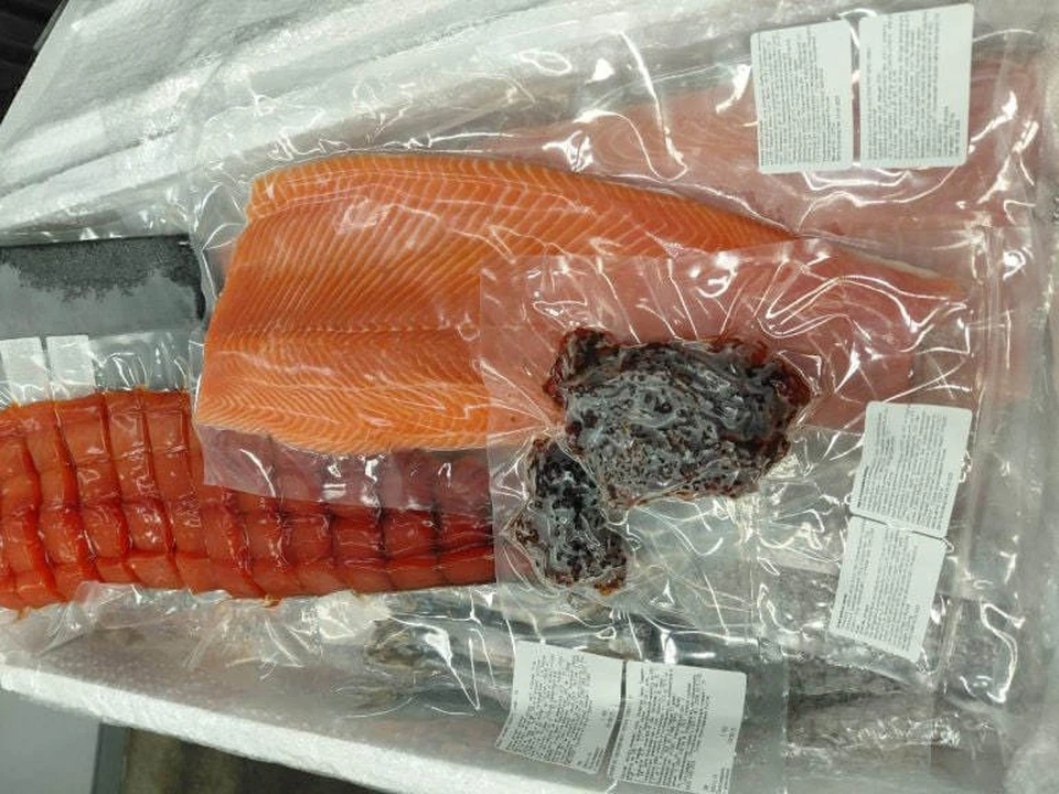 Из Екатеринбурга в ОАЭ отправили партию копченой рыбы весом 403 кг. Фото: Россельхознадзор