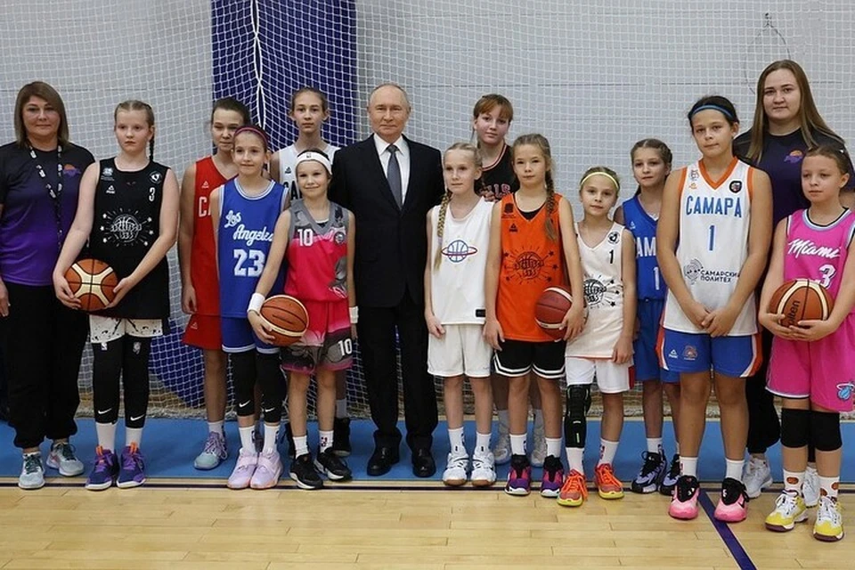 Владимир Путин посетил физкультурно-оздоровительный комплекс «Орбита». Фото: kremlin.ru