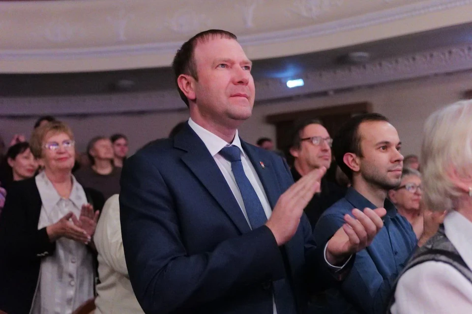 Глава Кемерова показал, как провел вечер пятницы. Фото: Телеграм-канал Дмитрия Анисимова