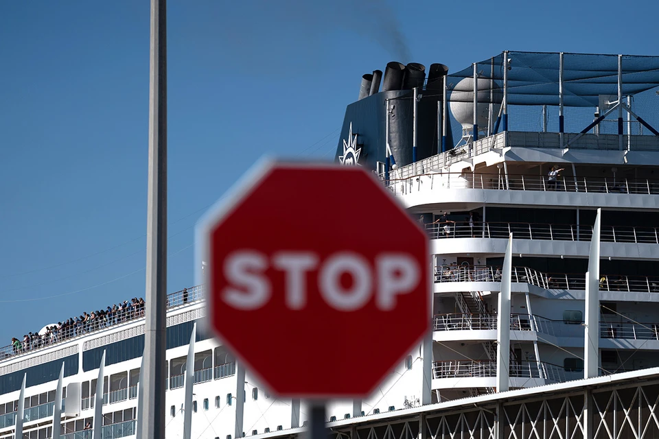 На этой неделе, возможно, станут известны первые реальные последствия решения Еврокомиссии, ограничивающего выдачу многократных виз россиянам.