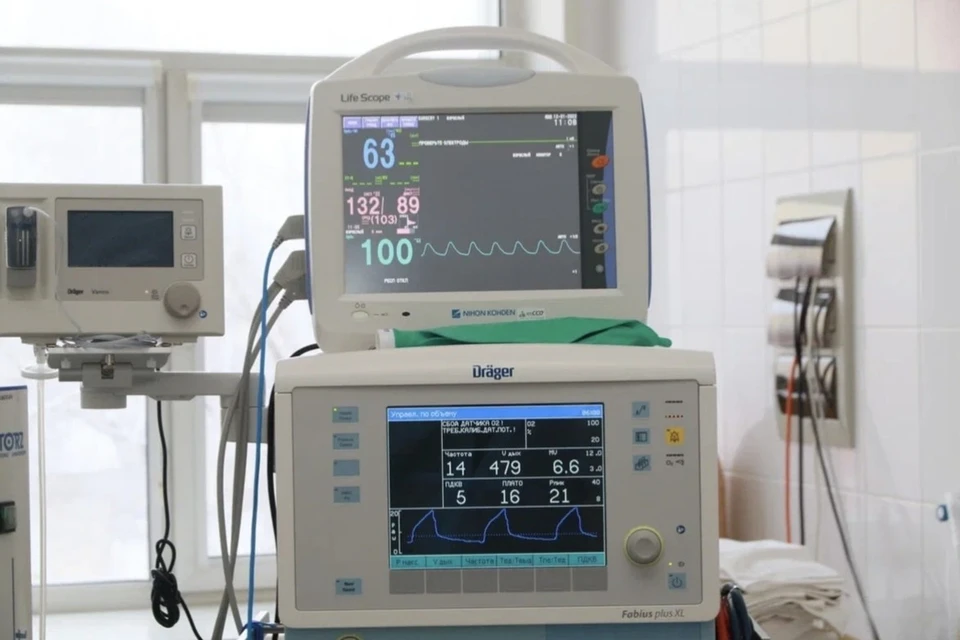 Семью доставили в детскую клиническую больницу №7 Барнаула