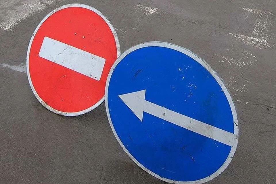 Большой Каменный мост и Кремлевскую набережную закрыли для движения транспорта