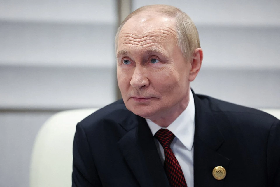 Путин поздравил россиян с Днём самбо