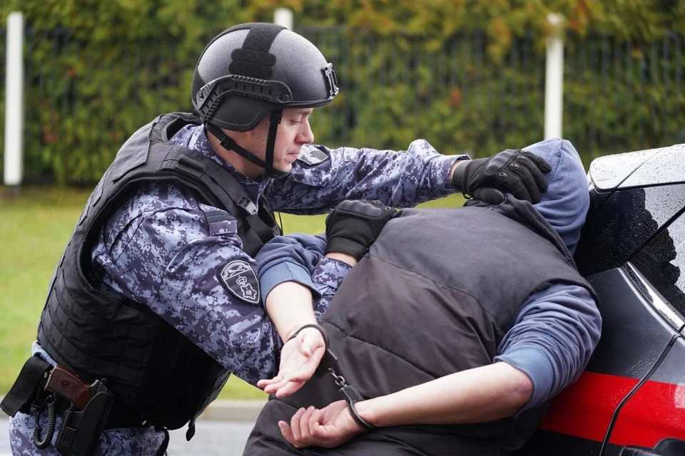 Росгвардейцы задержали гостя Москвы, который хотел поспать в институте. Фото: пресс-служба ГУ Росгвардии