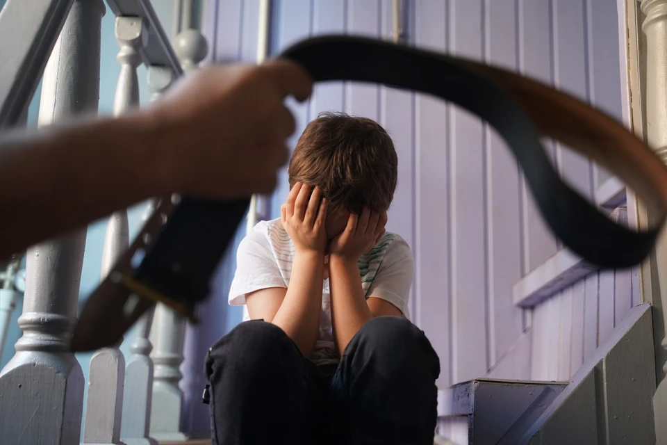 В Луганске задержан мужчина за истязание троих малолетних детей