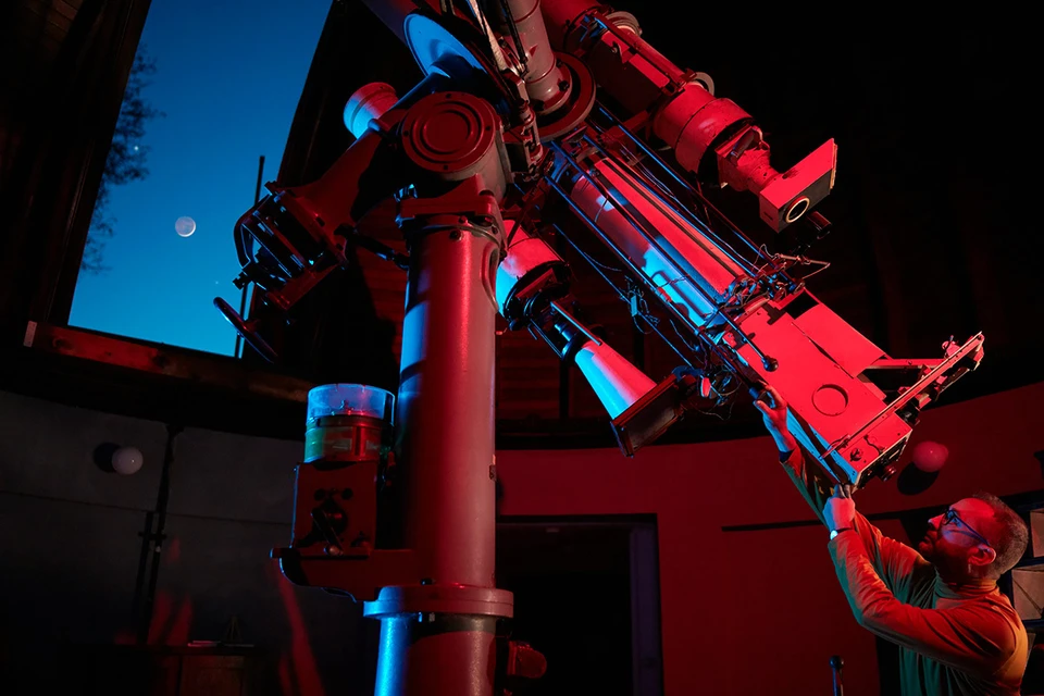 Когда люди поняли, что планеты – не просто яркие звезды в небе, а такие же «земли», как наша, тут же возникла мысль: они обитаемы! Фото: AstroStar/Shutterstock/Fotodom