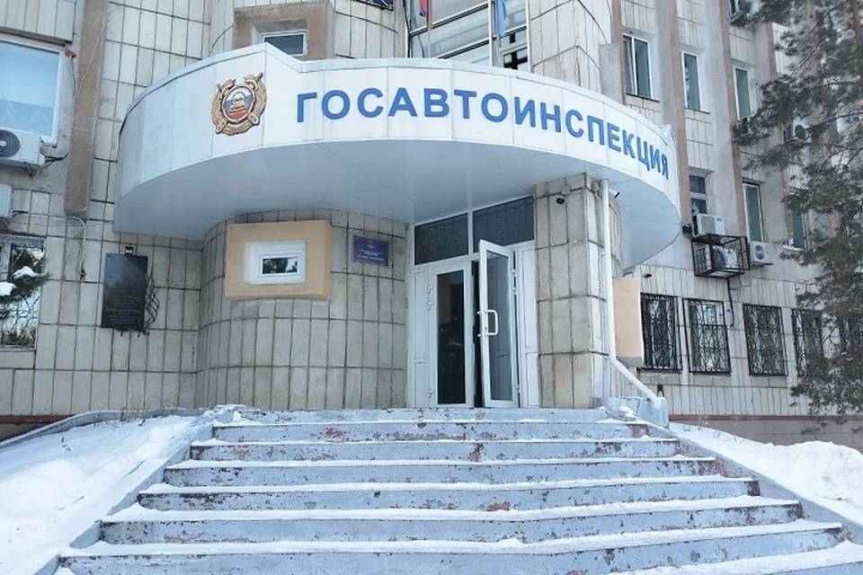 Машина скорой помощи попала в аварию по пути на вызов в Хабаровске