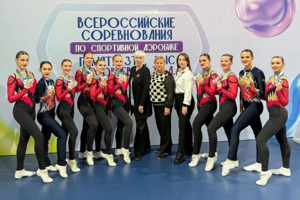 Старшая команда завоевала две серебряные и одну бронзовую медали. Фото: ТГ/Ширшов