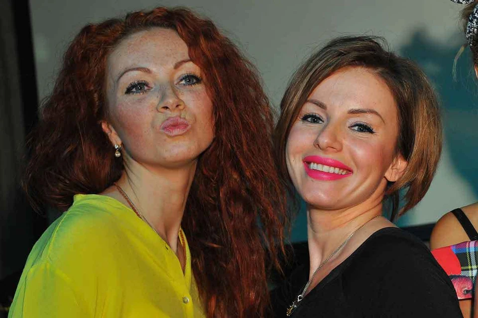 Юлия Волкова и Лена Катина - солистки группы «Тату»