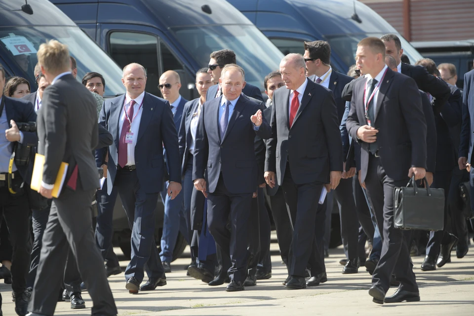 У Путина и Эрдогана запланирован разговор, сообщил Песков