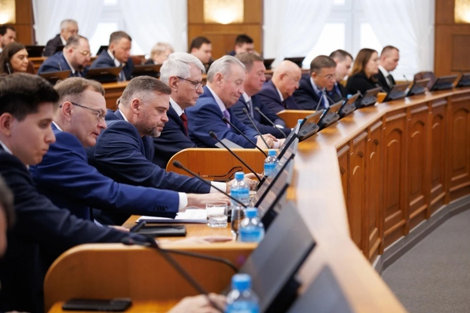 Власти Челябинской области скрупулезно подходят к планированию бюджета. Фото: Олег Татаркин.