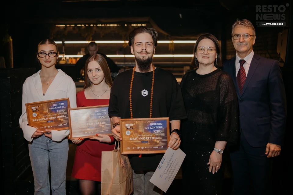 Победители и призеры в номинации «Открытие года» в 2024 году. Фото: RestoNews l Ресторанные новости / vk.com