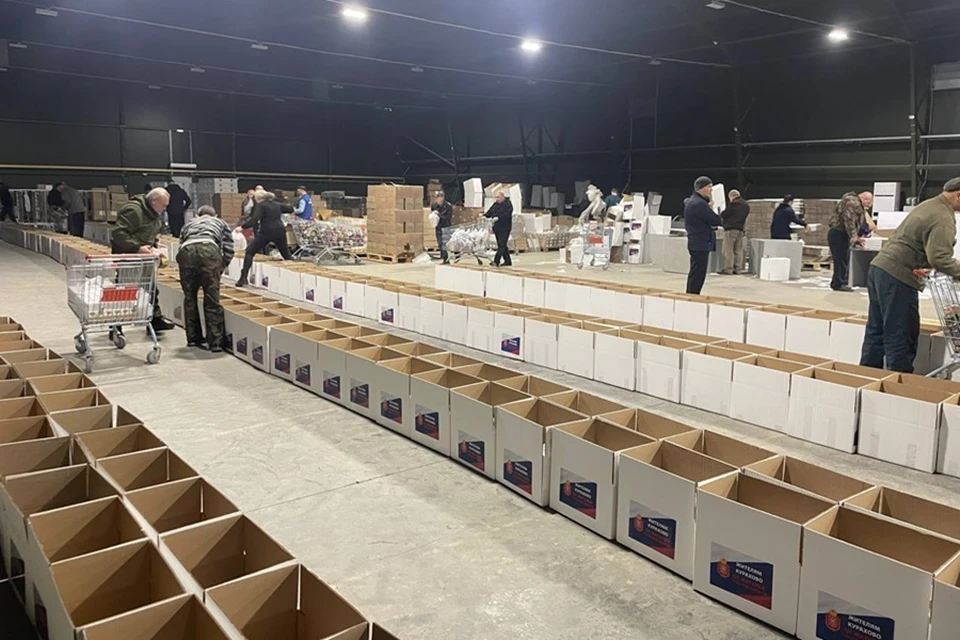 Тульская область формирует гуманитарный груз для жителей Курахово. Фото: ТГ/Миляев